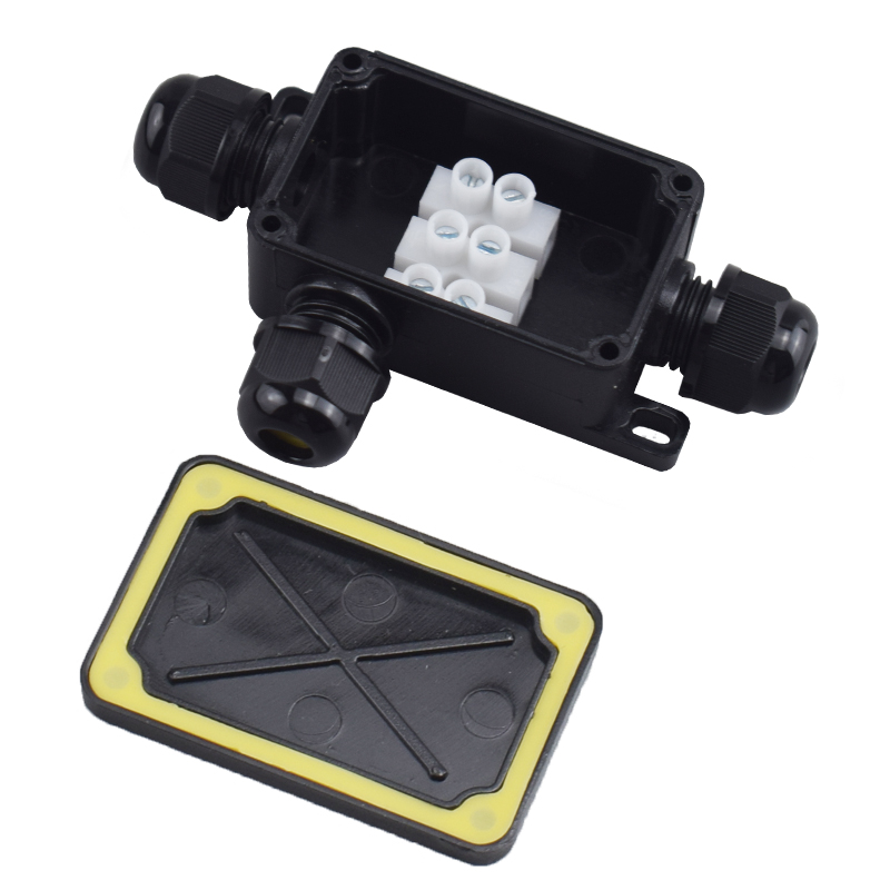 3 Way Outdoor Waterproof IP66  – Outdoor Power Outlet Box recenzja i cena