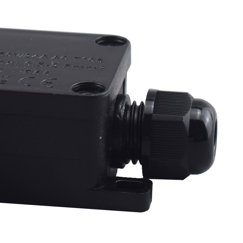 3 Way Outdoor Waterproof IP66  – Outdoor Power Outlet Box recenzja i cena