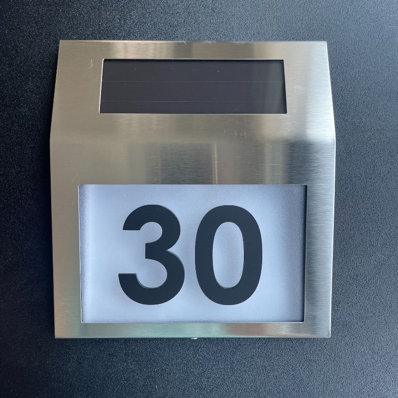 Custom Stainless Steel Light G – Outdoor Power Number recenzja i cena